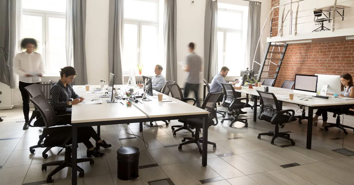 Controllo accessi coworking: apertura degli ingressi da smartphone con 1Control ACCESS